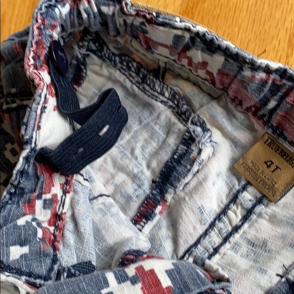 True Religion boys short - Picture 5 of 7
